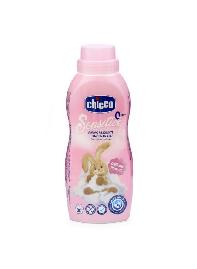 Chicco Baby Fabric Softener with New Odour Elimination Technology, Keeps Clothes Gentle, Fresh & Fragnant, Dermatologically Tested, Delicate FLowers (750ML) - Image 1